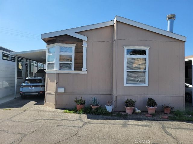 7 Dorchester, Northridge, CA 91324
