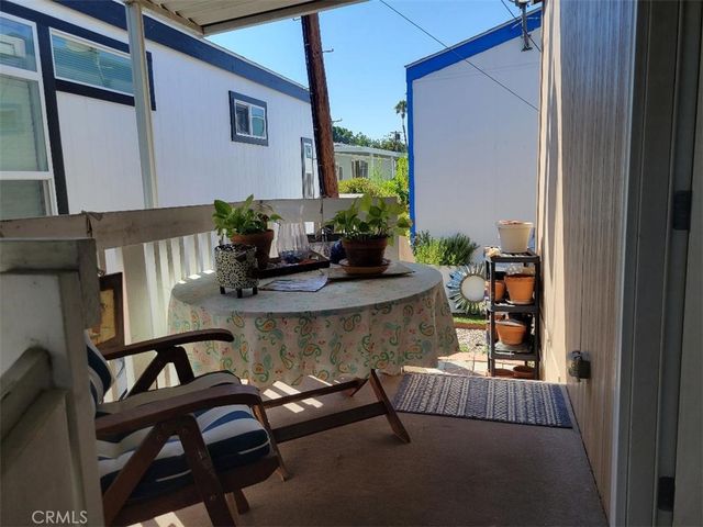 7 Dorchester, Northridge, CA 91324