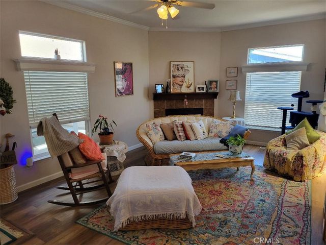 7 Dorchester, Northridge, CA 91324
