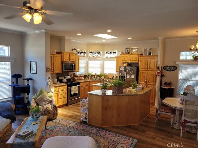 7 Dorchester, Northridge, CA 91324