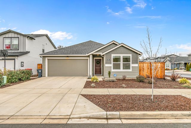 567 Black Bear Drive, Medford, OR 97501
