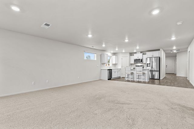 567 Black Bear Drive, Medford, OR 97501