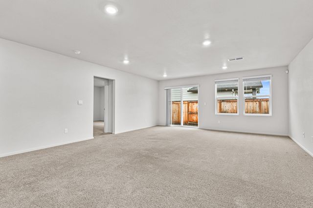 567 Black Bear Drive, Medford, OR 97501