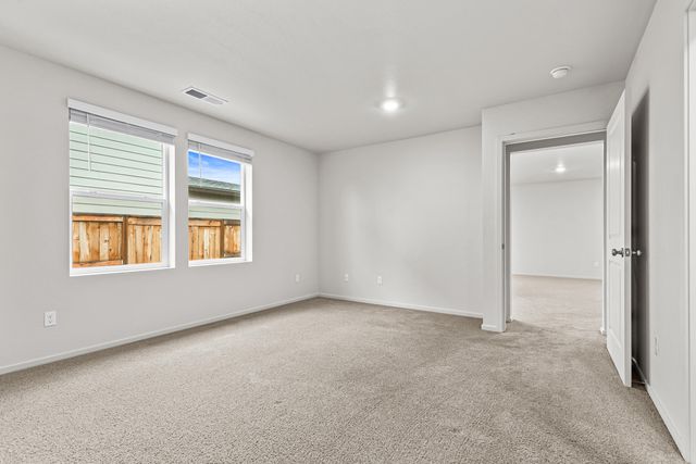 567 Black Bear Drive, Medford, OR 97501