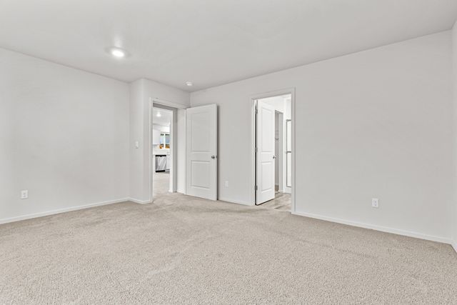 567 Black Bear Drive, Medford, OR 97501