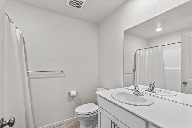 567 Black Bear Drive, Medford, OR 97501