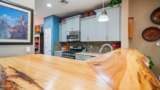 6453 W HERITAGE Way, Florence, AZ 85132