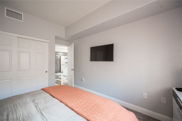 3327 Erva Street 133, Las Vegas, NV 89117
