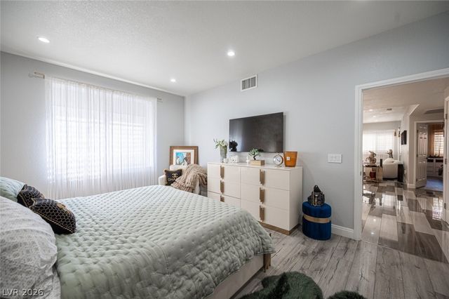 3327 Erva Street 133, Las Vegas, NV 89117
