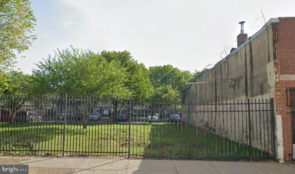 2239 GERMANTOWN AVE, Philadelphia, PA 19133