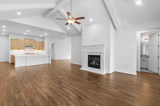 276 Washington DR, Kyle, TX 78640