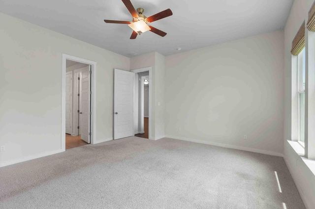 276 Washington DR, Kyle, TX 78640