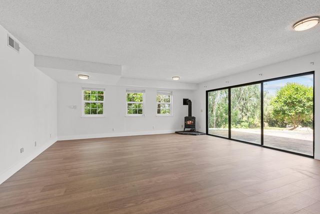 8310 Crotty Way, Valley Springs, CA 95252