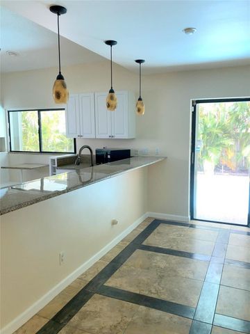 71 Laredo Lane, Boca Raton, FL 33487