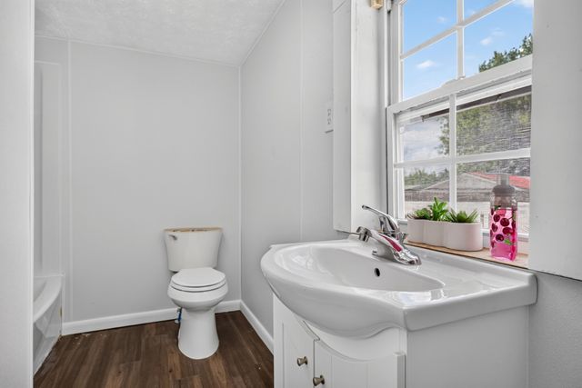 229 Adams St, Smithville, TN 37166