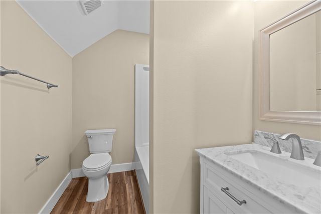 1017 12th St, Corpus Christi, TX 78404