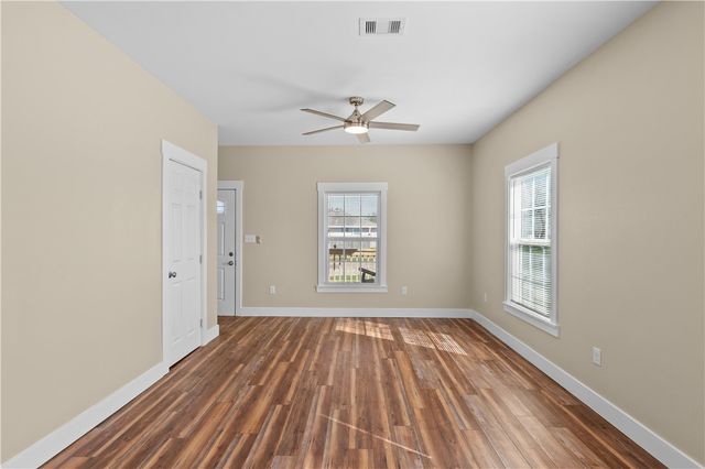 1017 12th St, Corpus Christi, TX 78404