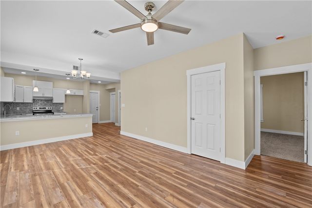 1017 12th St, Corpus Christi, TX 78404