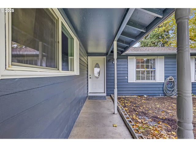 6500 Se MADRONA Dr, Milwaukie, OR 97222