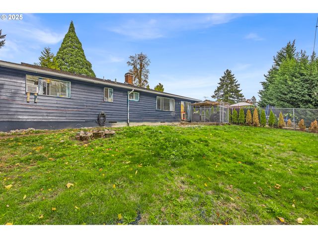6500 Se MADRONA Dr, Milwaukie, OR 97222