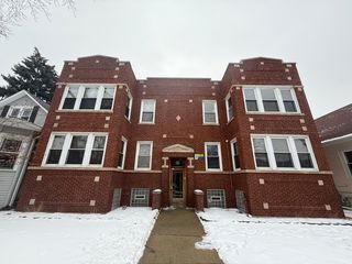 5219 W Cuyler Avenue 2W, Chicago, IL 60641