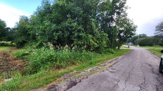 325 Capricorn Drive, Granbury, TX 76049