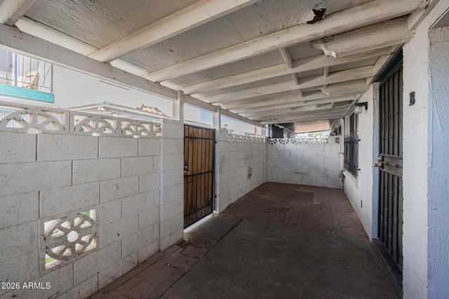 2133 W TURNEY Avenue B74, Phoenix, AZ 85015