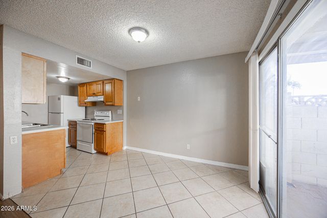 2133 W TURNEY Avenue B74, Phoenix, AZ 85015