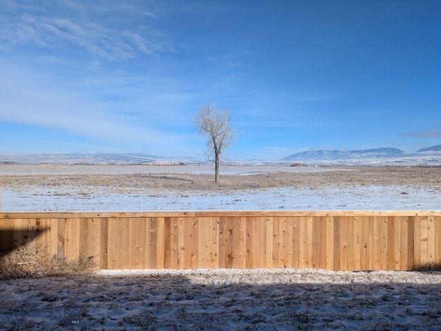 1505 Gunslinger Lane, Belgrade, MT 59714
