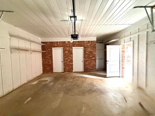 4804 N Locust Street, North Little Rock, AR 72116
