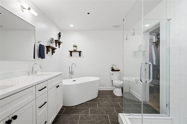 260 18th Street NW 10215, Atlanta, GA 30363