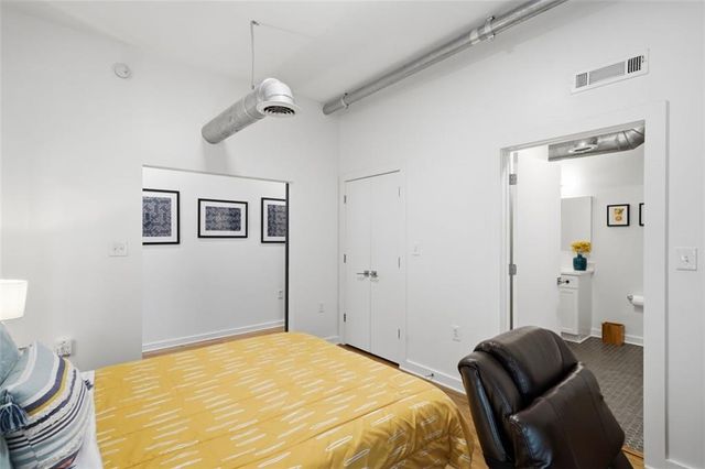 260 18th Street NW 10215, Atlanta, GA 30363