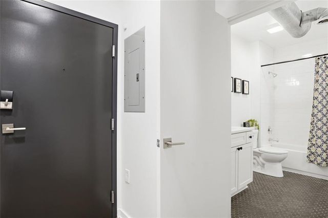 260 18th Street NW 10215, Atlanta, GA 30363