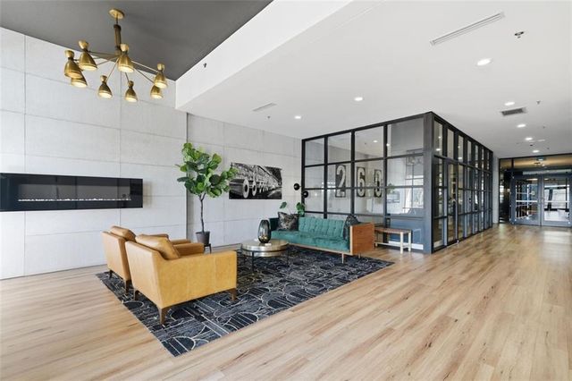 260 18th Street NW 10215, Atlanta, GA 30363