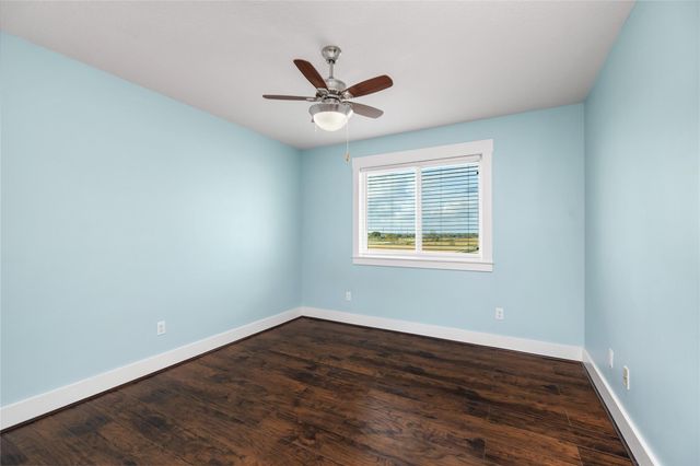 7707 Stratford Hall Drive, Rosharon, TX 77583