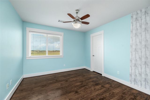 7707 Stratford Hall Drive, Rosharon, TX 77583