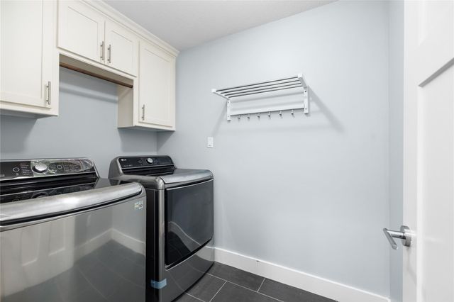 7707 Stratford Hall Drive, Rosharon, TX 77583