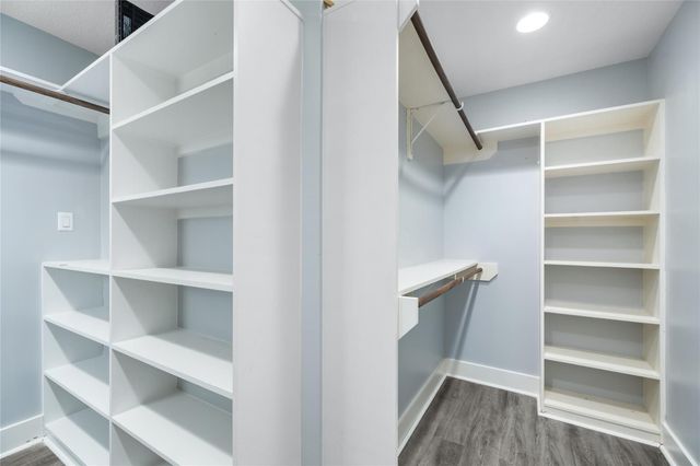 7707 Stratford Hall Drive, Rosharon, TX 77583