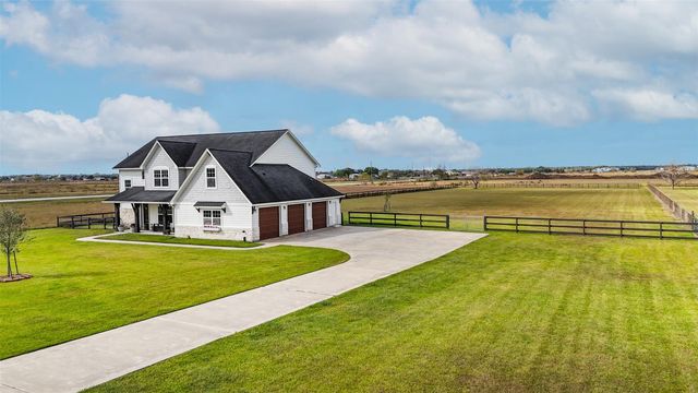 7707 Stratford Hall Drive, Rosharon, TX 77583