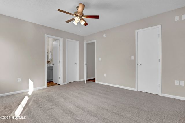 1049 Shirley Drive, Jacksonville, NC 28540