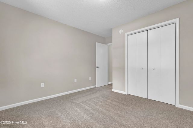 1049 Shirley Drive, Jacksonville, NC 28540