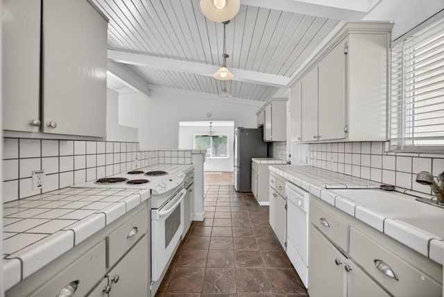 5012 BOYD Dr, Carmichael, CA 95608
