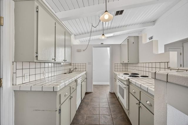 5012 BOYD Dr, Carmichael, CA 95608