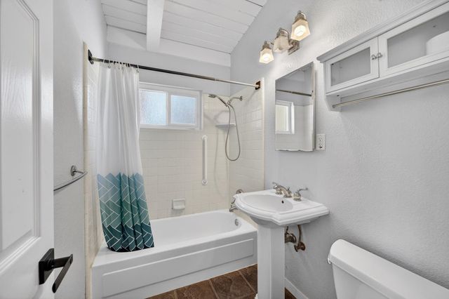 5012 BOYD Dr, Carmichael, CA 95608
