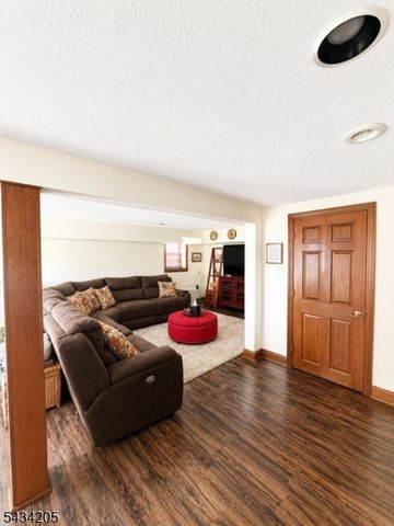 404 Czaplicki St, Manville Boro, NJ 08835