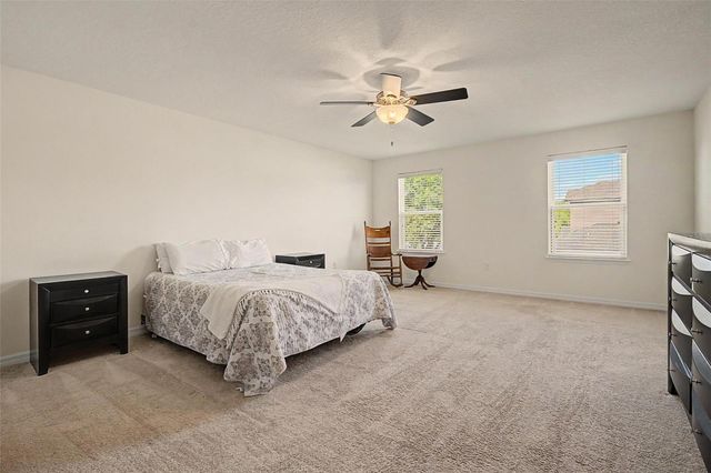 1735 OAK HAMMOCK COURT, Lutz, FL 33558