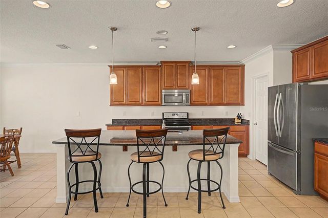 1735 OAK HAMMOCK COURT, Lutz, FL 33558