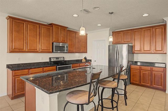 1735 OAK HAMMOCK COURT, Lutz, FL 33558