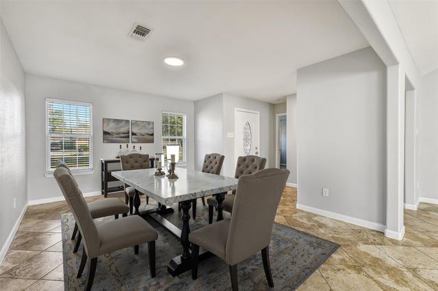 611 Baywood Street, Shoreacres, TX 77571