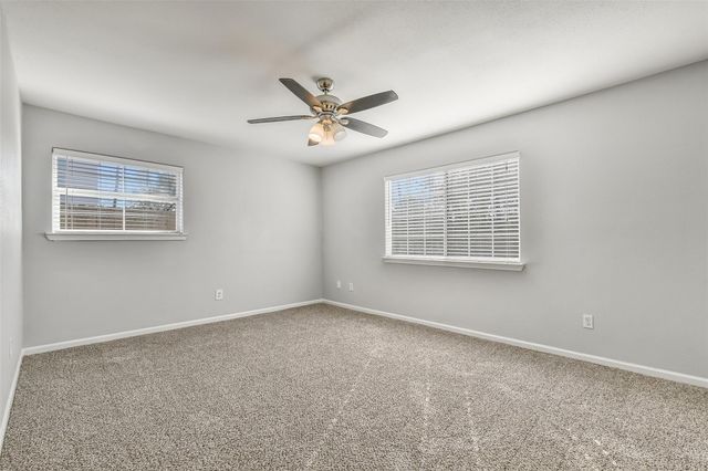 611 Baywood Street, Shoreacres, TX 77571